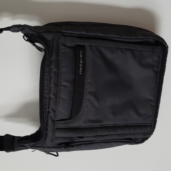 hedgren Other - Hedgren unisex small cross body bag, gray, durable. 11x11" expands to 3.5"